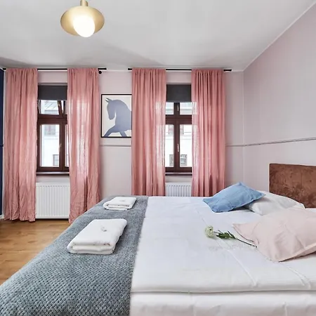 Heart Of Uniwersytecka By Renters Apartment Wroclaw