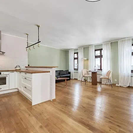 Heart Of Uniwersytecka By Renters Apartment