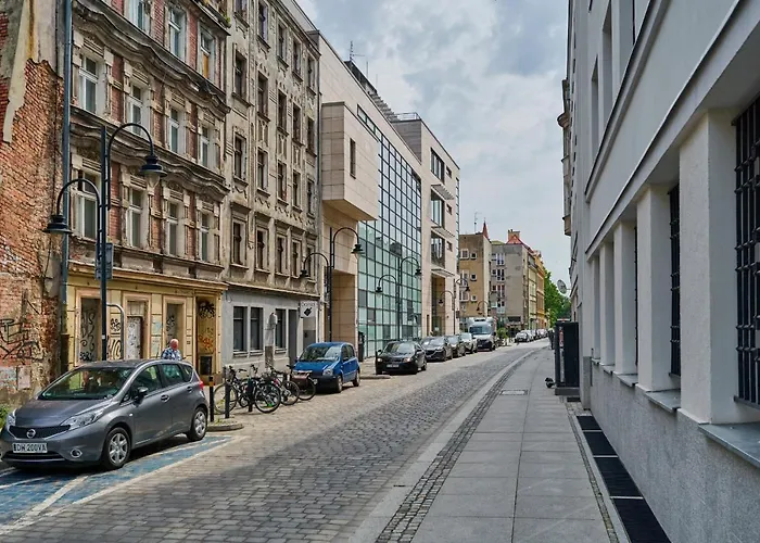 Heart Of Uniwersytecka By Renters Apartment